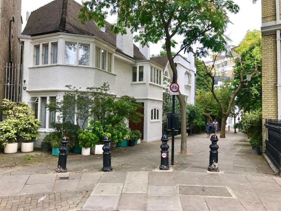 Stunning 2 Bed/2bath Flat In Heart Of Kensington Apartamento